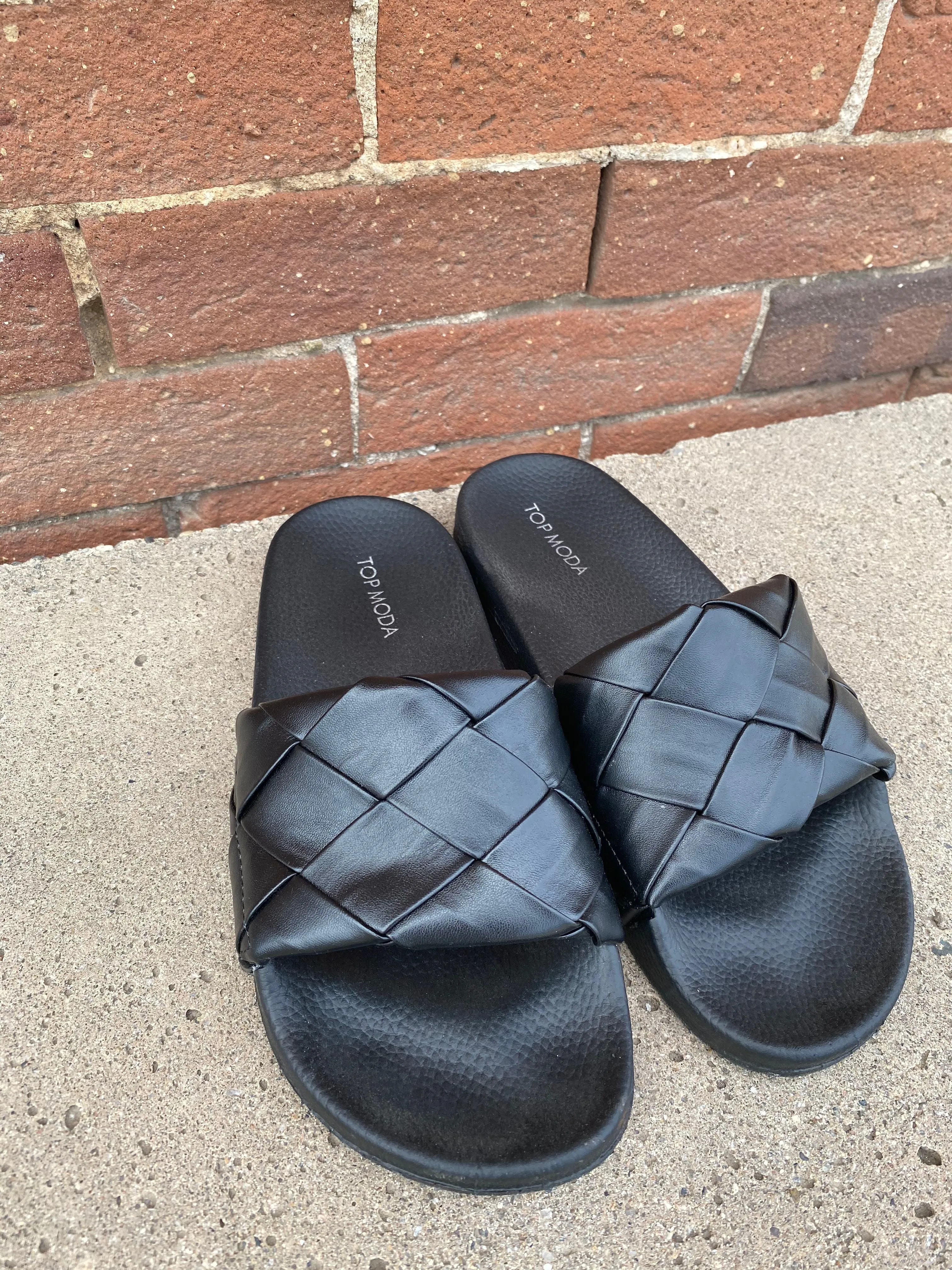 Black Pool Slide Sandal