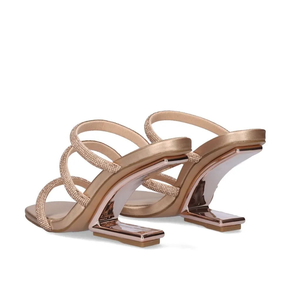 EXE MAGGIE 822 SILVER HEEL