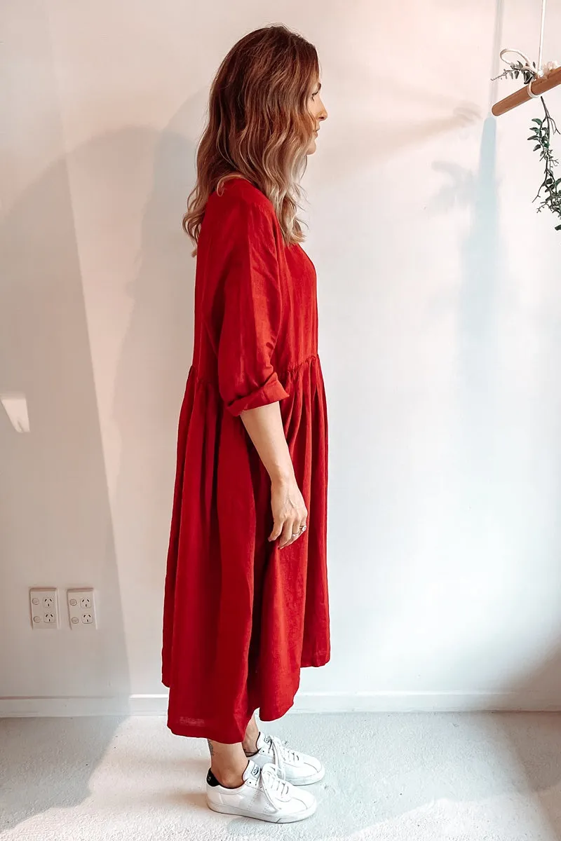 Montaigne Paris - Baggy Linen Dress - Barn Red