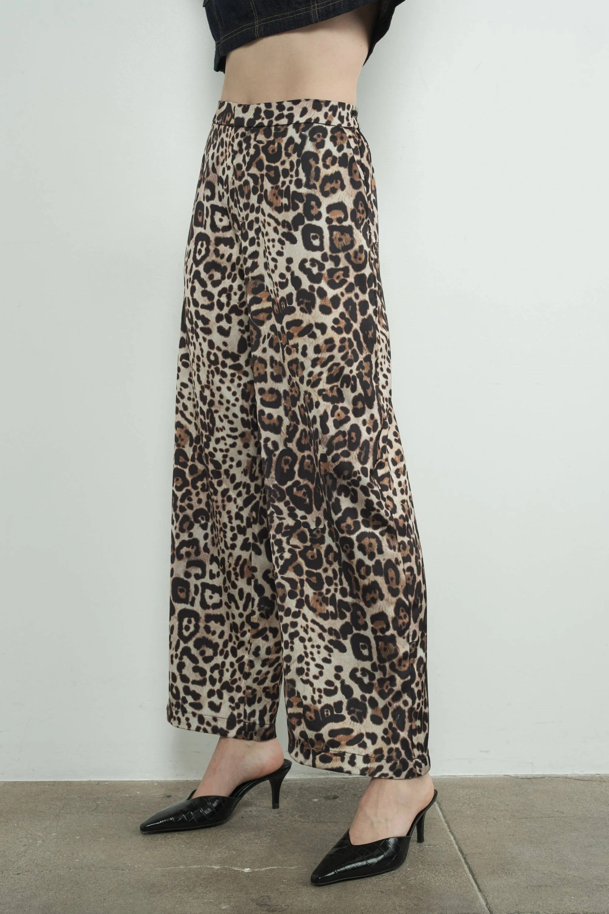 SATIN ANIMAL PRINT PANTS