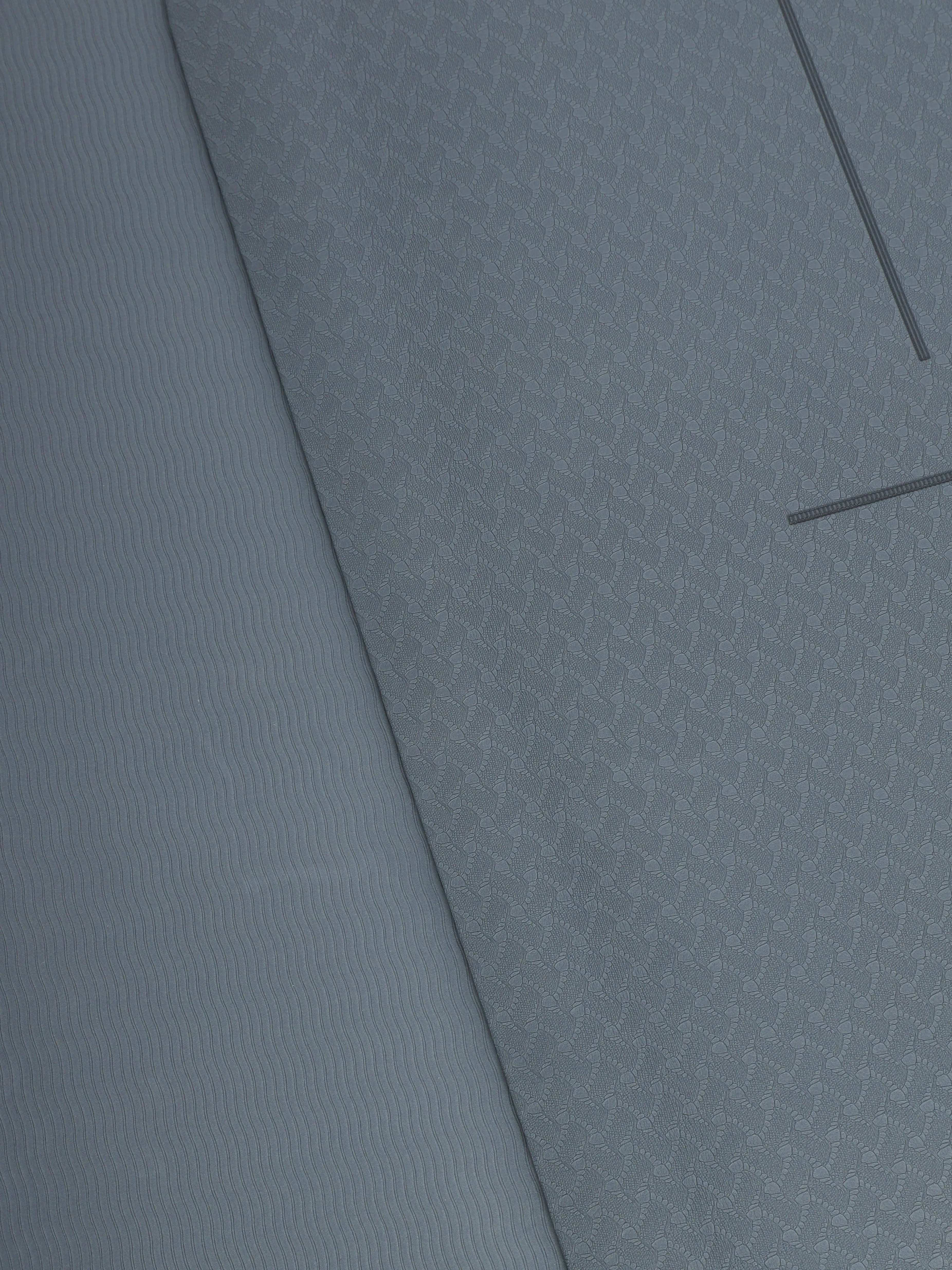 Stance Marking Anti Slip Yoga Mat in Grey
